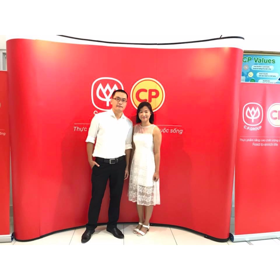 Backdrop di động, backdrop khung mạng nhện, background chụp ảnh sự kiện