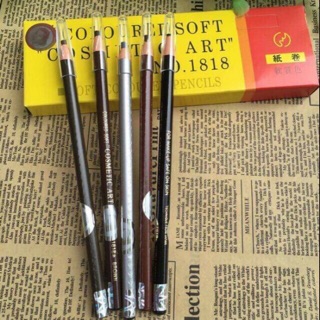 Chì xé 2 tem , chì mày phẩy sợi