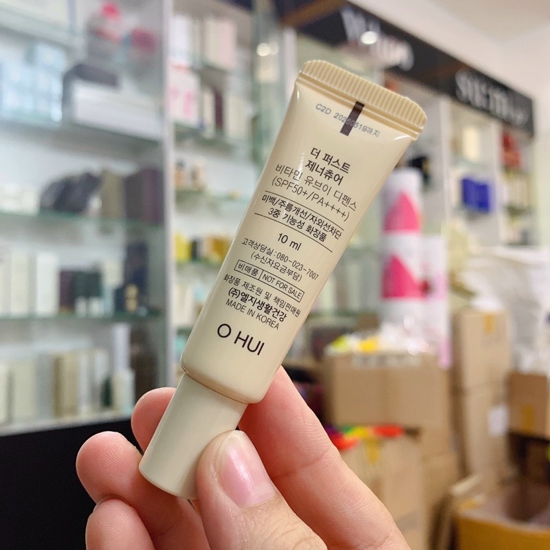 Chuẩn Auth - Kem chống nắng vật lý Ohui The First 10ml tách set