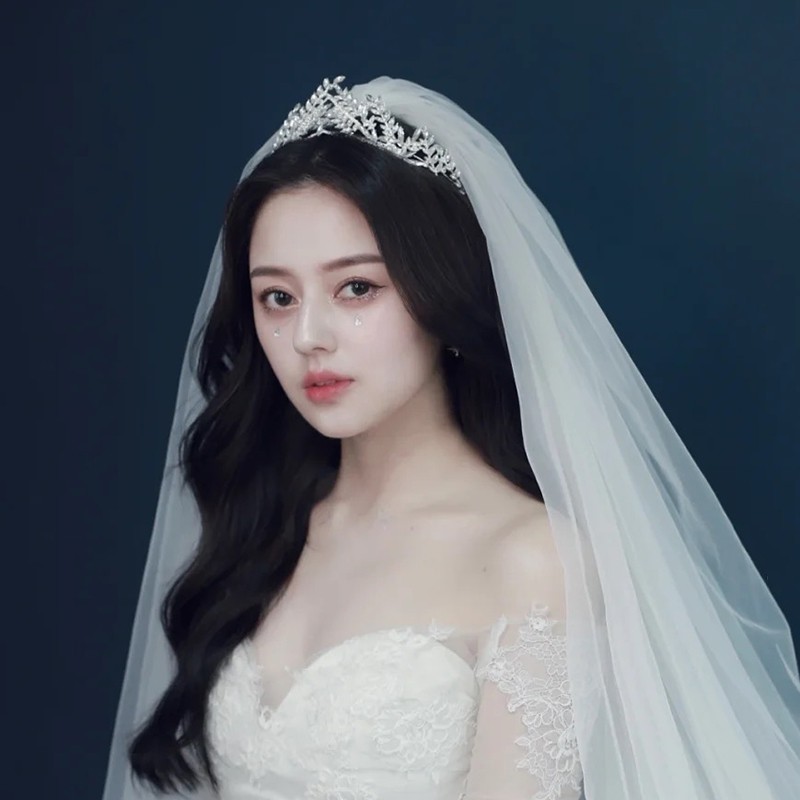 Vương miện đính đá sang trọng thời trang cho cô dâu