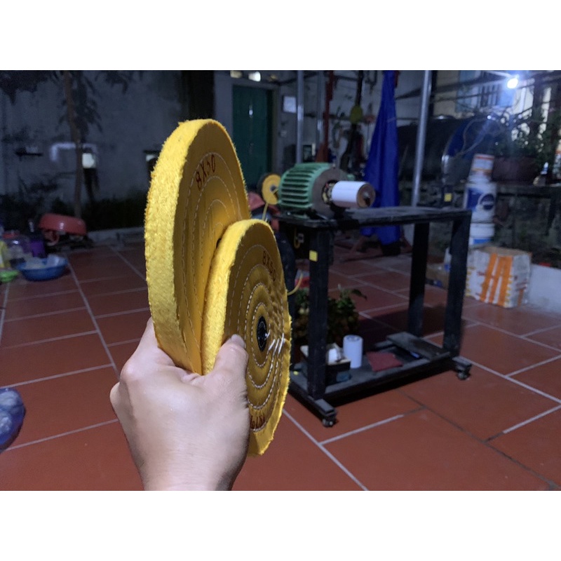 Nỉ vải đáng bóng biển số