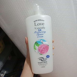 Sữa Tắm Dê Cao Cấp Da Trắng Hồng 1.2 lít Chai Lớn