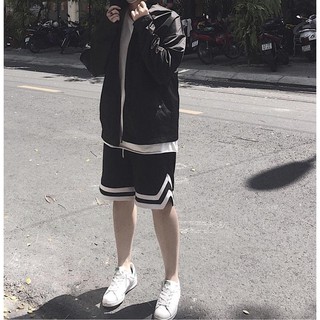 Quần short V 2 line