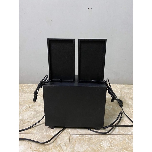 Loa Microlab M105 2.1