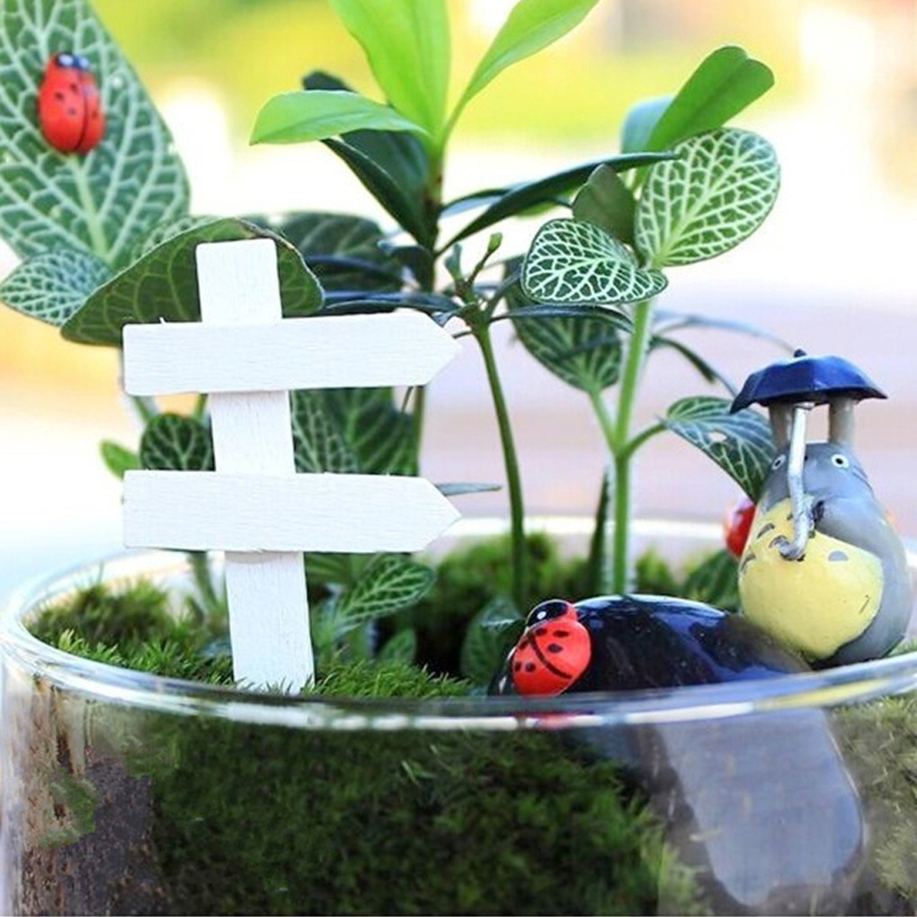 Đồ trang trí vườn cây hình biển chỉ đường