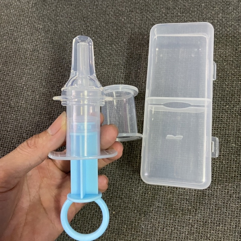 Dụng cụ uống thuốc an toàn cho bé dạng xy lanh