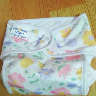 Tã vải size M ban đêm cho bé.