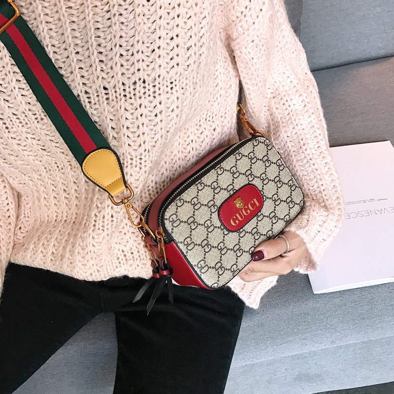 Túi clutch dây đeo vai in hoạ tiết gắn đầu hổ thời trang Hàn Quốc