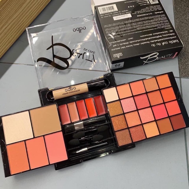 SET bảng mắt + má + môi + che khuyết điểm + highlight + cọ