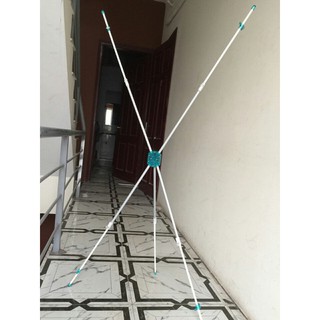 Standee giá chữ X,chân giá chữ X điều chỉnh kích thước 0,6x1m6-0,8x1m8, chất liệu bằng nhôm ( KHÔNG GỒM IN ẤN)