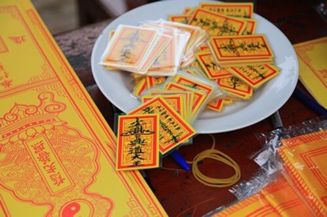 Ấn nhà Trần ❤️ Tài Lộc bình an may mắn ❤️ để ốp điện thoại vs ví tiền | BigBuy360 - bigbuy360.vn