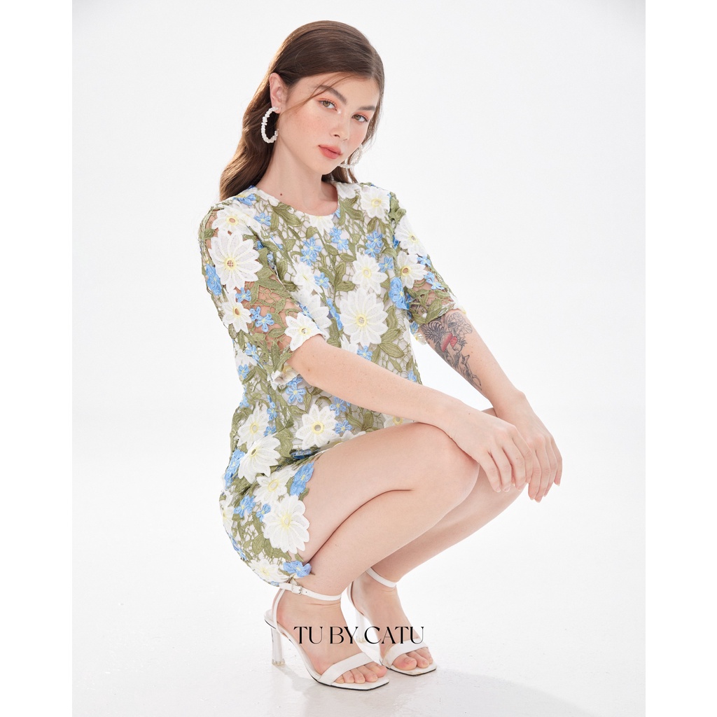 TUBYCATU | Set ren hoa trắng xanh + short  (Limited)