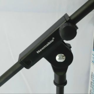Chân kẹp micro để bàn (cao 50cm).