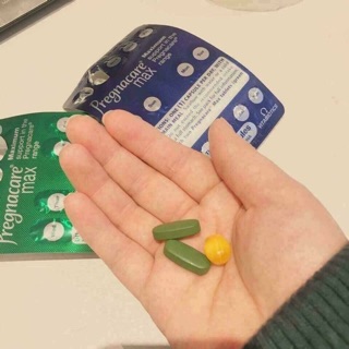 Vitamin Bầu Pregnacare Max Của Anh
