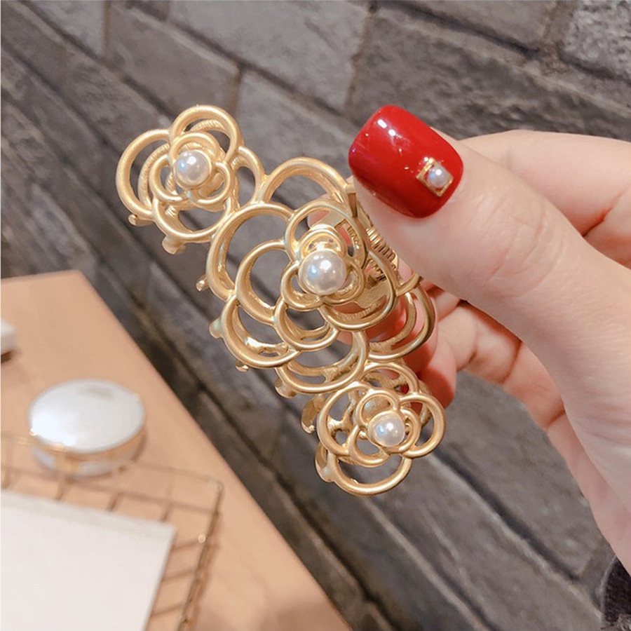 Kẹp tóc đuôi ngựa bằng kim loại hình hoa đính ngọc trai nhân tạo đơn giản phong cách Hàn Quốc