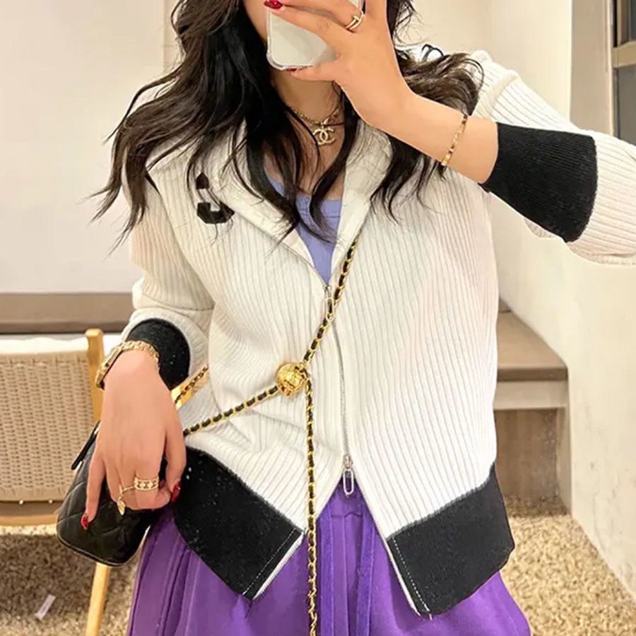 Áo Khoác Len Có Mũ, Thêu Chữ C Ở Ngực Trái Smide Clothing