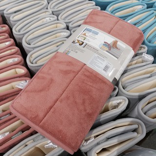 Thảm mút hoạt tính Memory Foam Lock&Lock MAT510 màu hồng