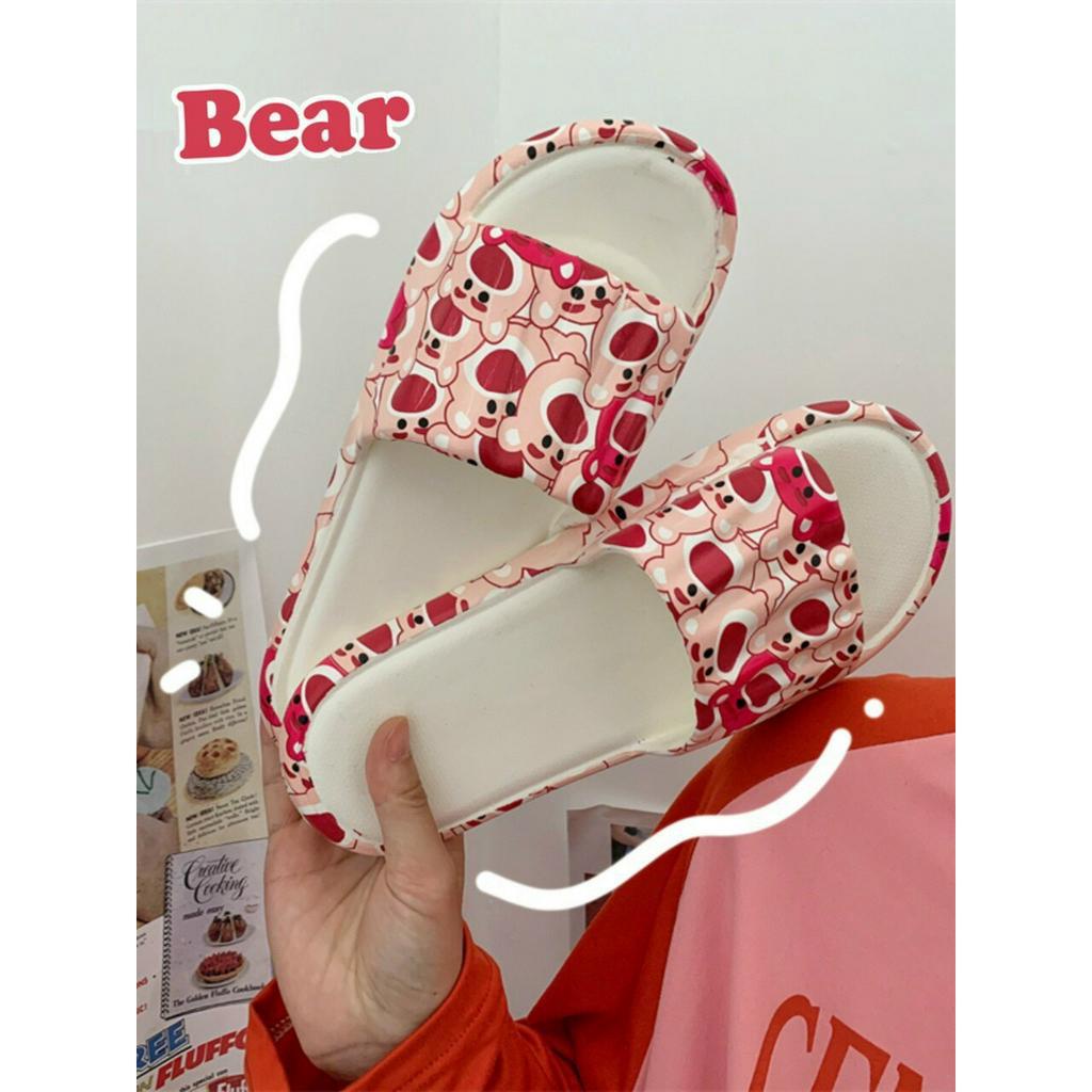 Dép Đi Trong Nhà Chống Trượt Gọn Nhẹ In Họa Tiết Gấu Dâu Lotso Dễ Thương Cho Nữ
