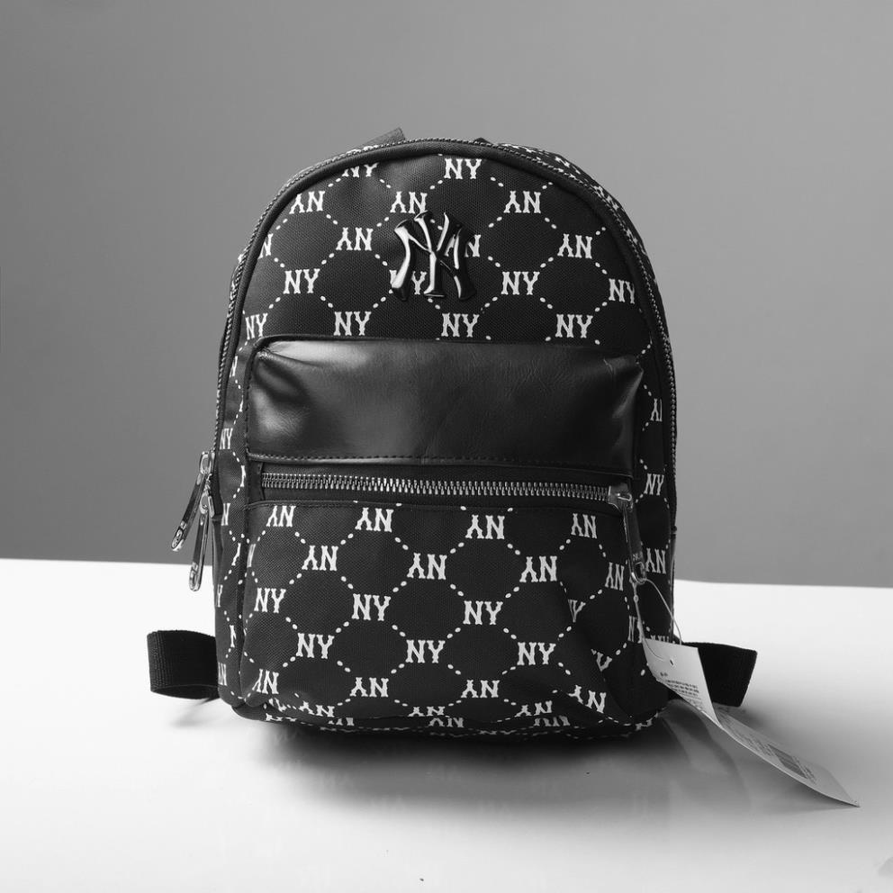 Balo MLB MONOGRAM Rainbow dung tích 14L cực gọn, thiết kế ngăn ngoài và trong tiện lợi, phối da mờ cực sang