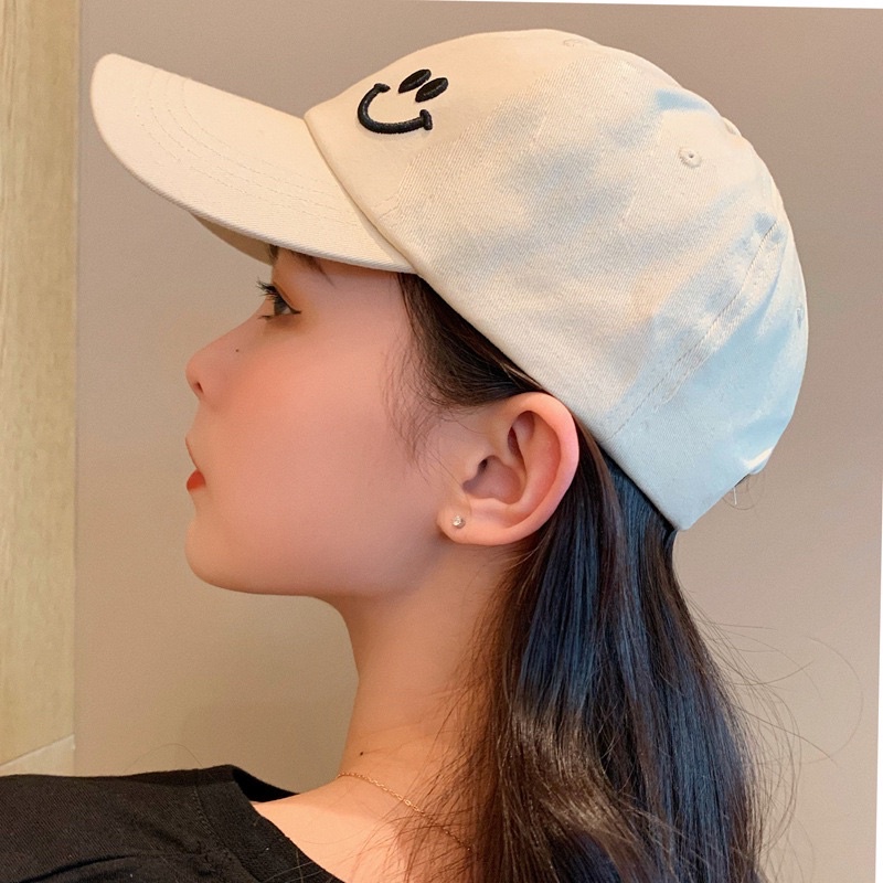 Mũ lưỡi trai ( nón kết) hình mặt cười chất liệu cotton màu kem xinh xắn (FH15)