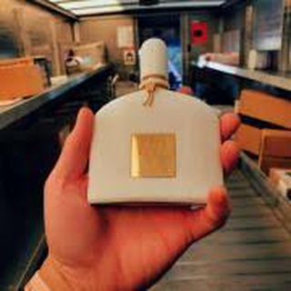 Nước hoa tom ford white patchouli --𝗰𝗵𝗮𝗻𝗲𝗹𝗻𝗼𝟱.𝘅𝗶𝗻𝗼𝗼𝗻