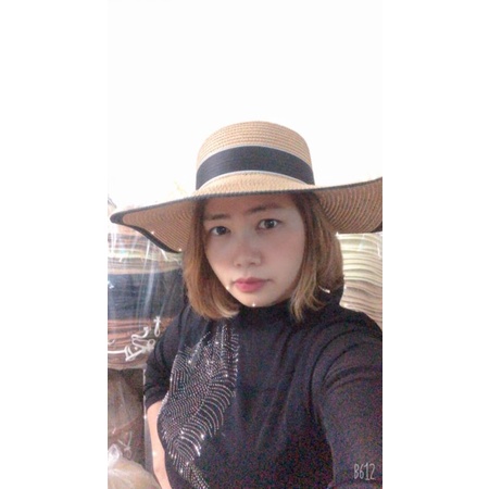 Mũ cói vành nhỏ đi biển vành gấp nơ kép gắn chữ sang chảnh