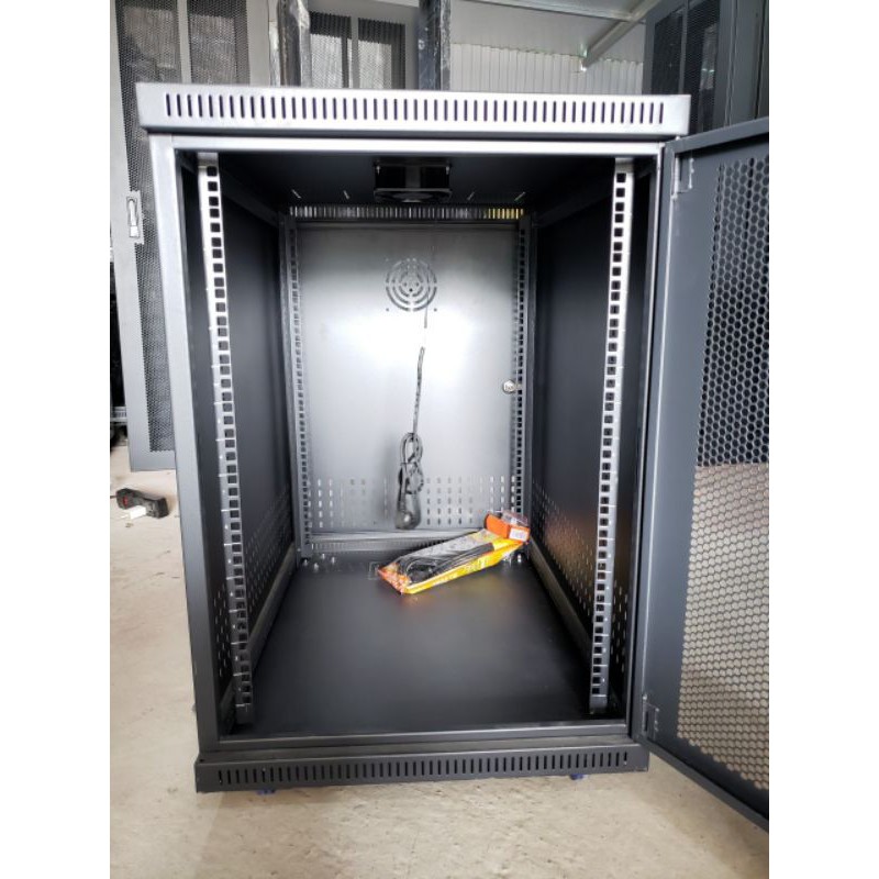 Tủ mạng 15u sâu 600 - tủ rack 15U dày chắc