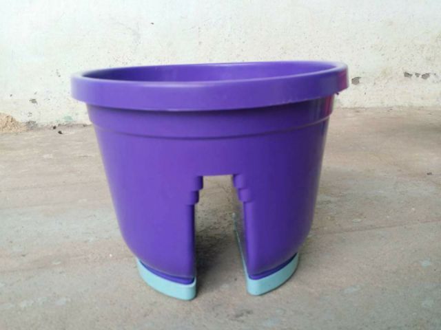 Chậu kẹp lan can, hàng rào 16x13 cm kèm đĩa lót