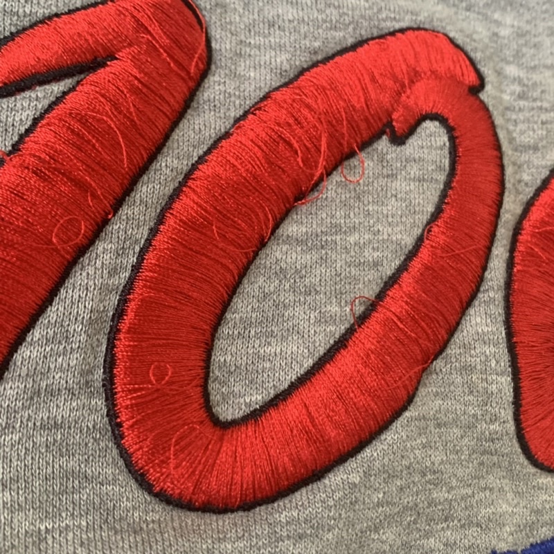 ÁO SWEATER 2hand DISNEY SIZE XL