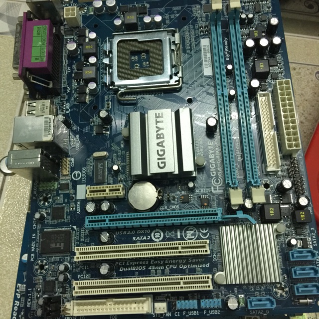 [Mã 1911ELSALE hoàn 7% đơn 300K] Bo mạch chủ gigabyte GA-G41ES2L hàng phòng lạnh con đep long lanh