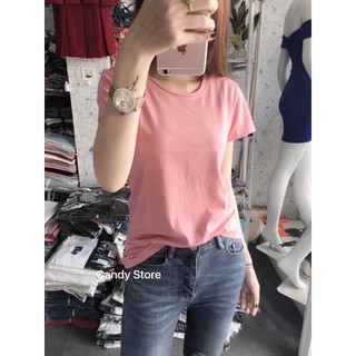 Áo thun cổ tròn