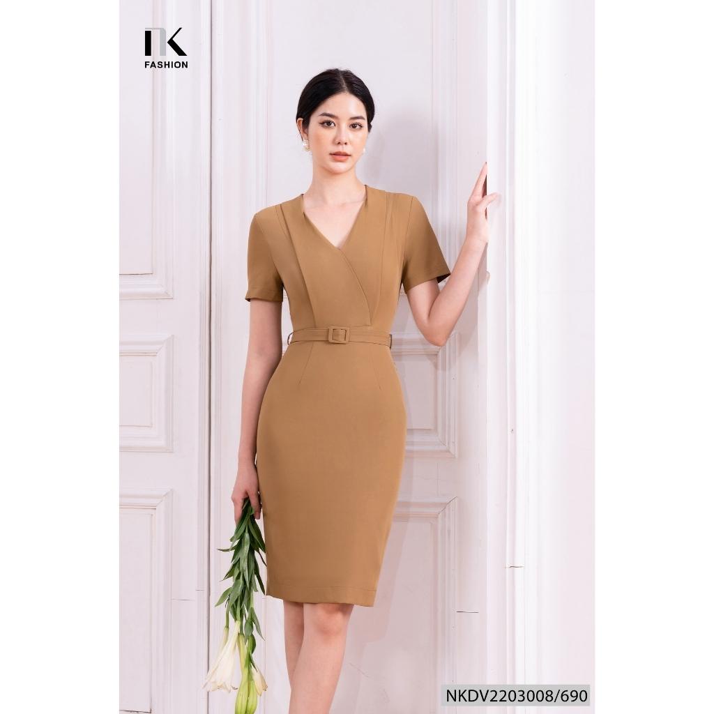 Đầm Thiết Kế Dáng Ôm Cổ V NK Fashion Xẻ Sau Thanh Lịch, Chất Vải Mềm Mát Chuẩn Phom NKDV2203008
