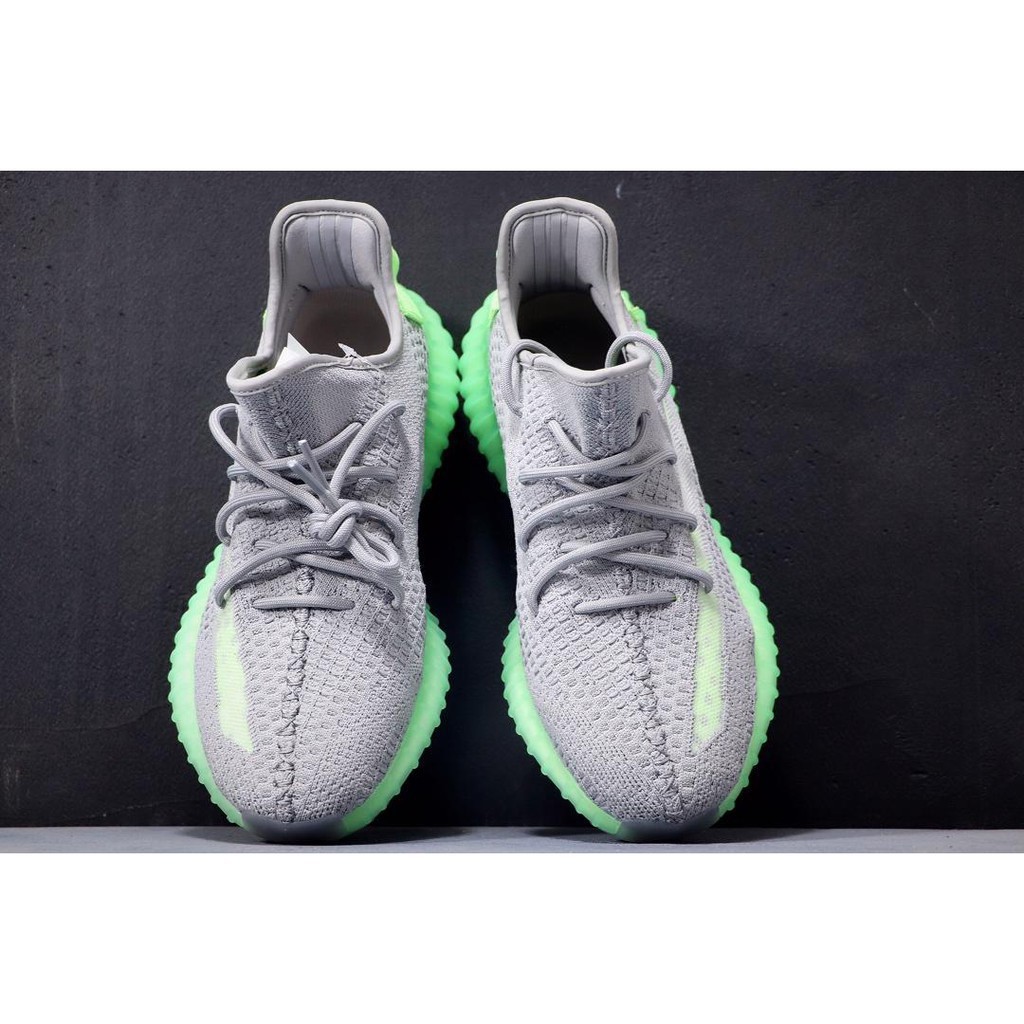 Giày Thể Thao Adidas Yeezy Boost 350 V2