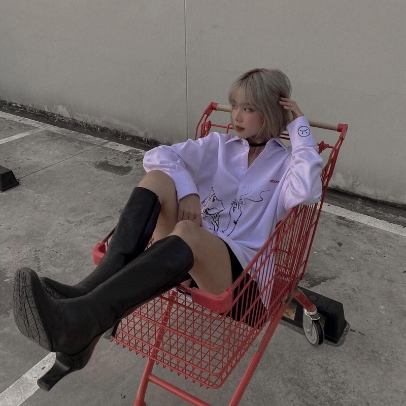 Áo Sơ Mi Hình SADBOZI Nam Nữ Dài Tay Unisex Basic Màu Trắng Sơ Mi Lụa Học Sinh Form Rộng Dáng Suông
