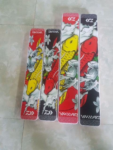 Hộp đựng phao + thẻo Daiwa