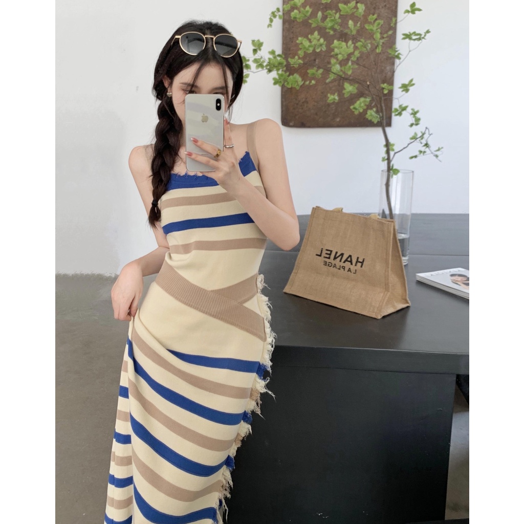 Đầm dài QKOOLE xẻ tà họa tiết sọc cổ điển thời trang cho nữ