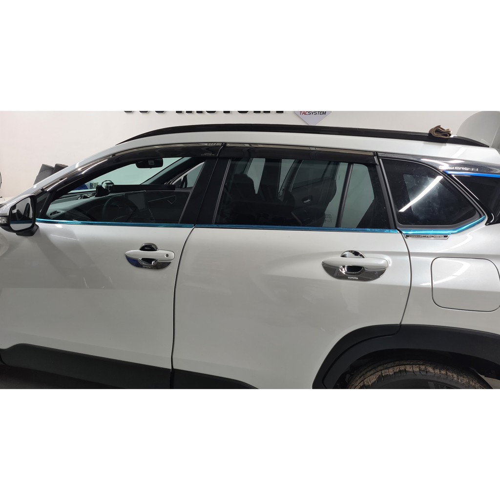 Viền Cong + Nẹp Chân Kính Inox Xe Toyota Corolla Cross 2020 2021 2022 + tặng kèm keo tăng dính