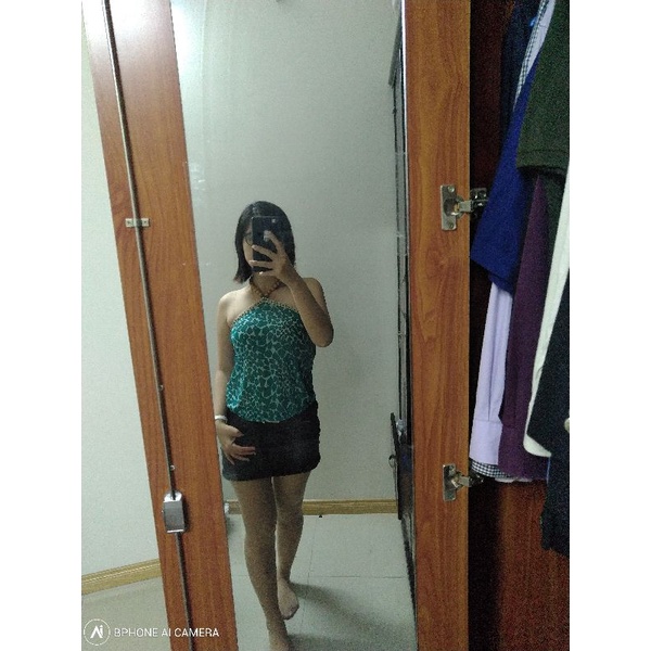 Áo yếm cột dây