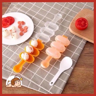 Khuôn Tạo Hình Cơm Nắm Cho Bé Ăn Dặm