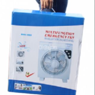 quạt tích điện cao cấp panasonic 2 bình có đèn