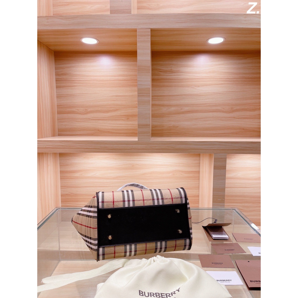 Túi Đeo Chéo Burberry Thời Trang Sang Trọng Cho Nam Nữ