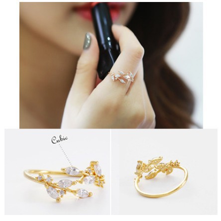 Nhẫn tay hình lá đính đá sang trọng