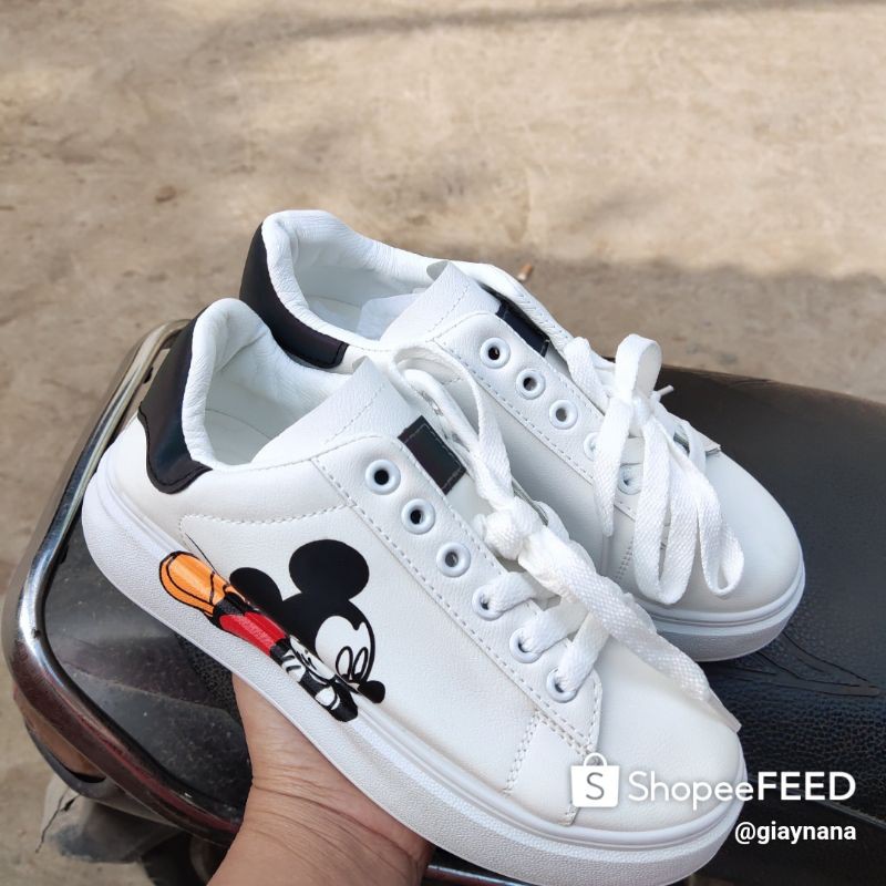 Giày sục thể thao sọc hồng hàn quốc cực xinh | BigBuy360 - bigbuy360.vn