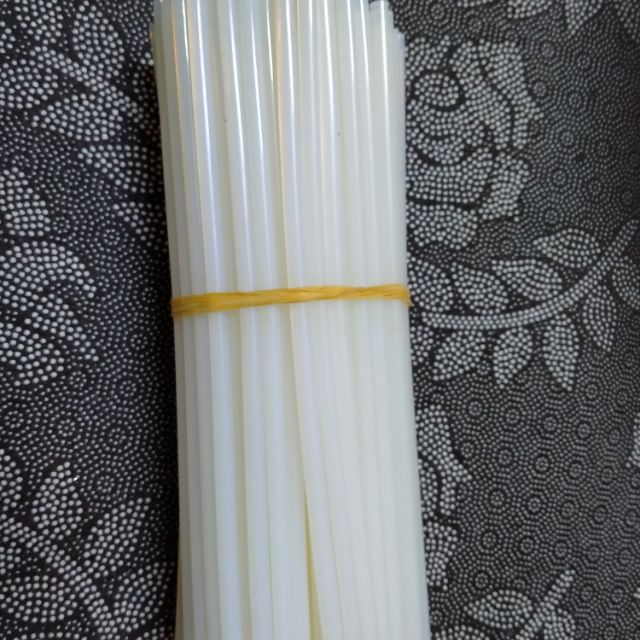 1kg Keo nến có 137 cây