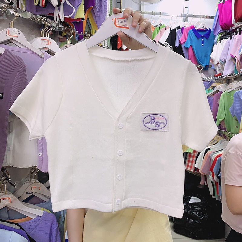 Áo croptop thêu logo- áo CARDIGAN croptop nữ chất thun tăm bozip KHUY CÀI về 4 màu trắng, đen, xanh, hồng, tím hàn quốc