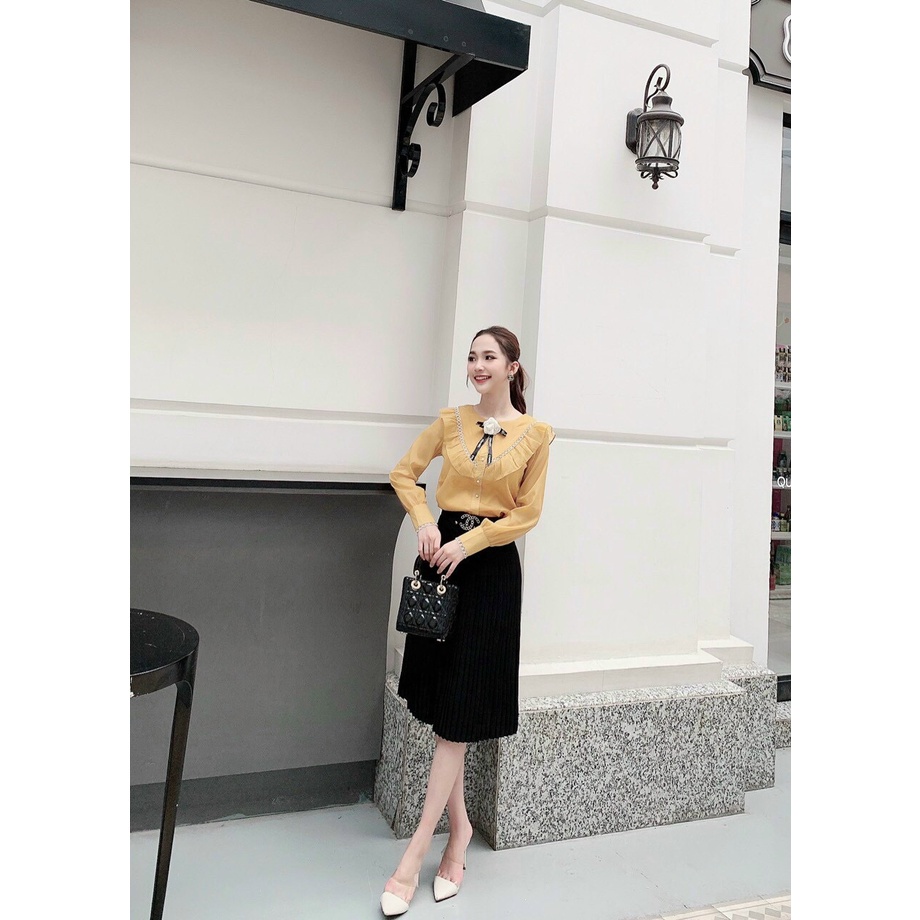 Chân váy xếp ly kèm áo sơ mi cổ đính hoa đi làm việc nơi công sở,dự tiệc,đi chơi,tôn lên vẻ đẹp quý phái dành | BigBuy360 - bigbuy360.vn