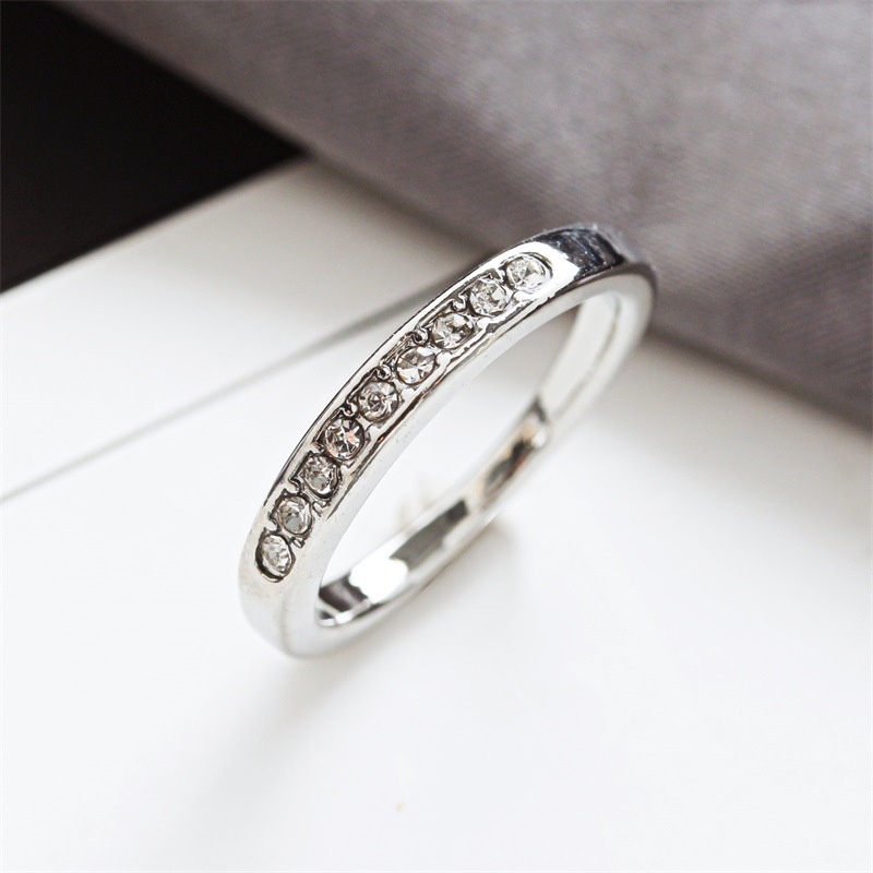 Nhẫn Đeo Sụn Tai Đính Đá Zircon Tròn Nhỏ Màu Vàng / Bạc Thời Trang Cho Nam Và Nữ
