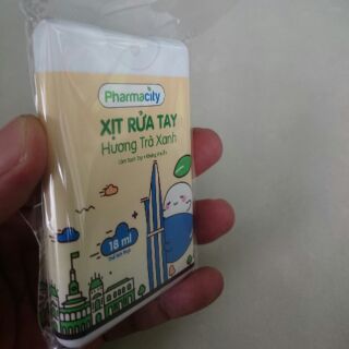 Xịt rửa tay khô Pharmacity Medicare 18ml sát khuẩn 99,99%, nhiều mùi thơm, dùng cho da nhạy cảm.