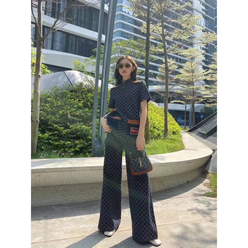 Quần jieans ống rộng Gucci GC màu xanh dương họa tiết kẻ caro