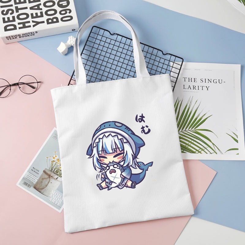 Túi tote vải trắng đeo vai in hình GAWR GURA Hololive Vtuber phong cách anime chibi tiện lợi thời trang